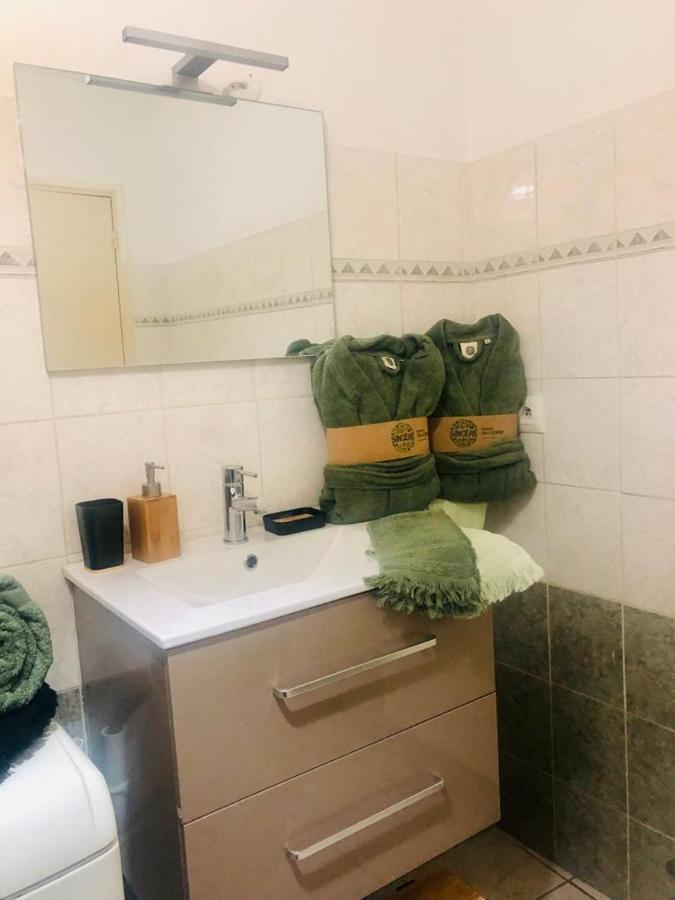 Le Camelia Apartman Tallard Kültér fotó